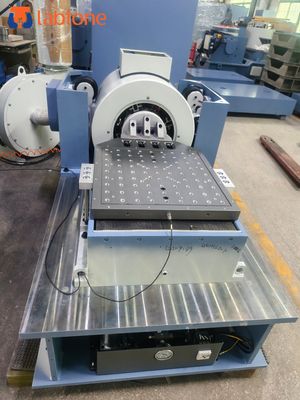 Трехкоординатный вибростенд для испытаний аккумуляторов в соответствии с IEC62133